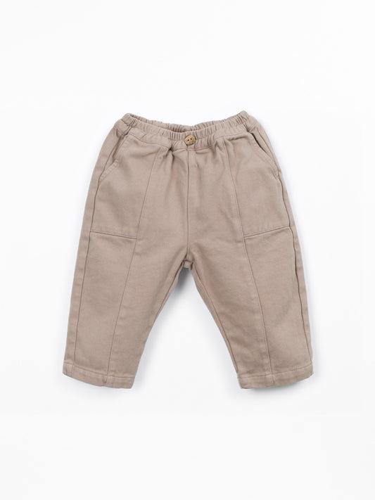 Pantalone play up