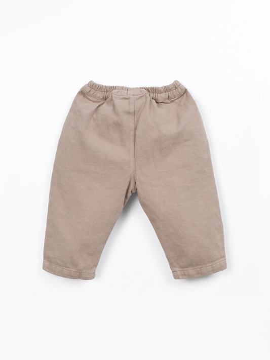 Pantalone play up